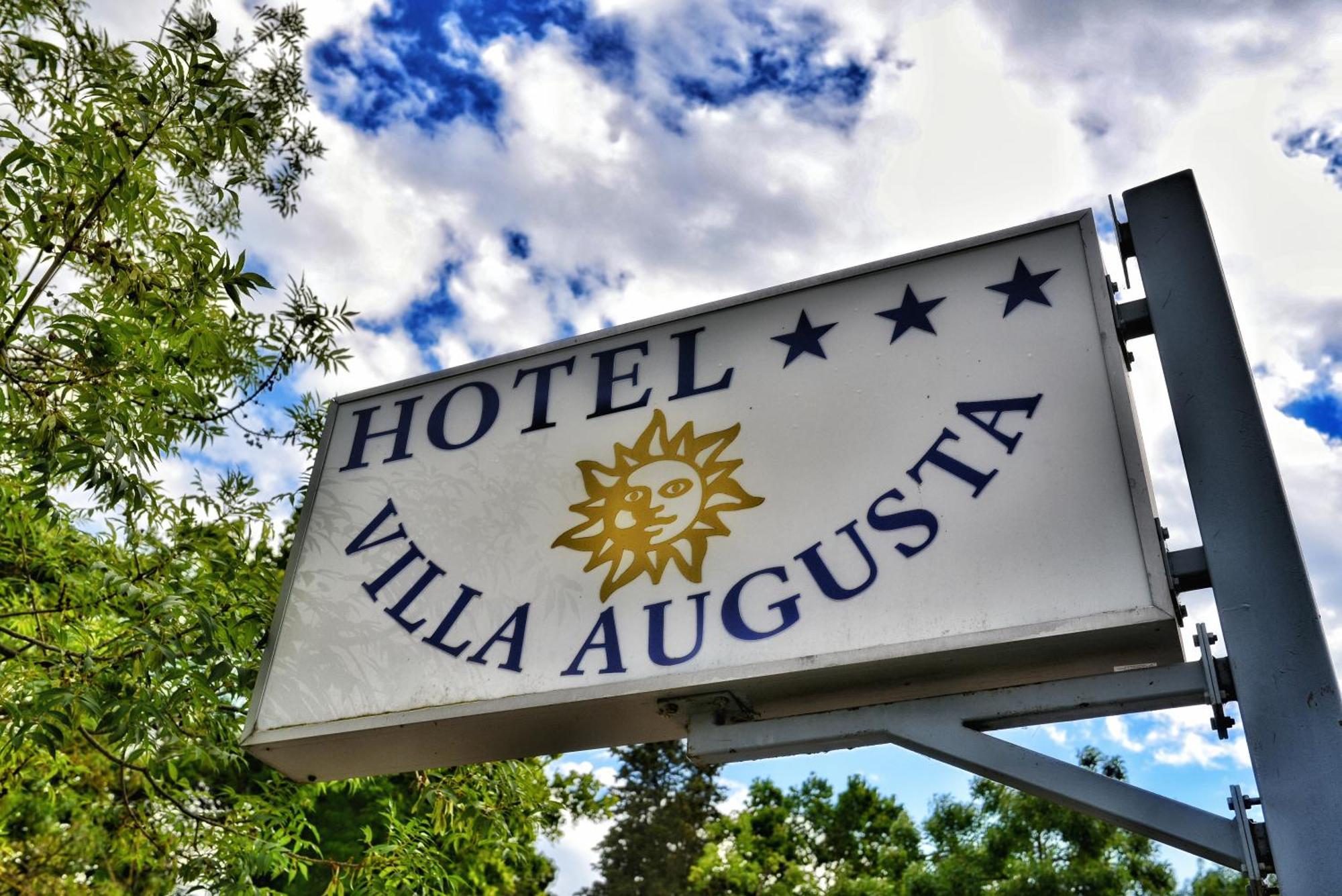 Hotel Villa Augusta 格拉多 外观 照片
