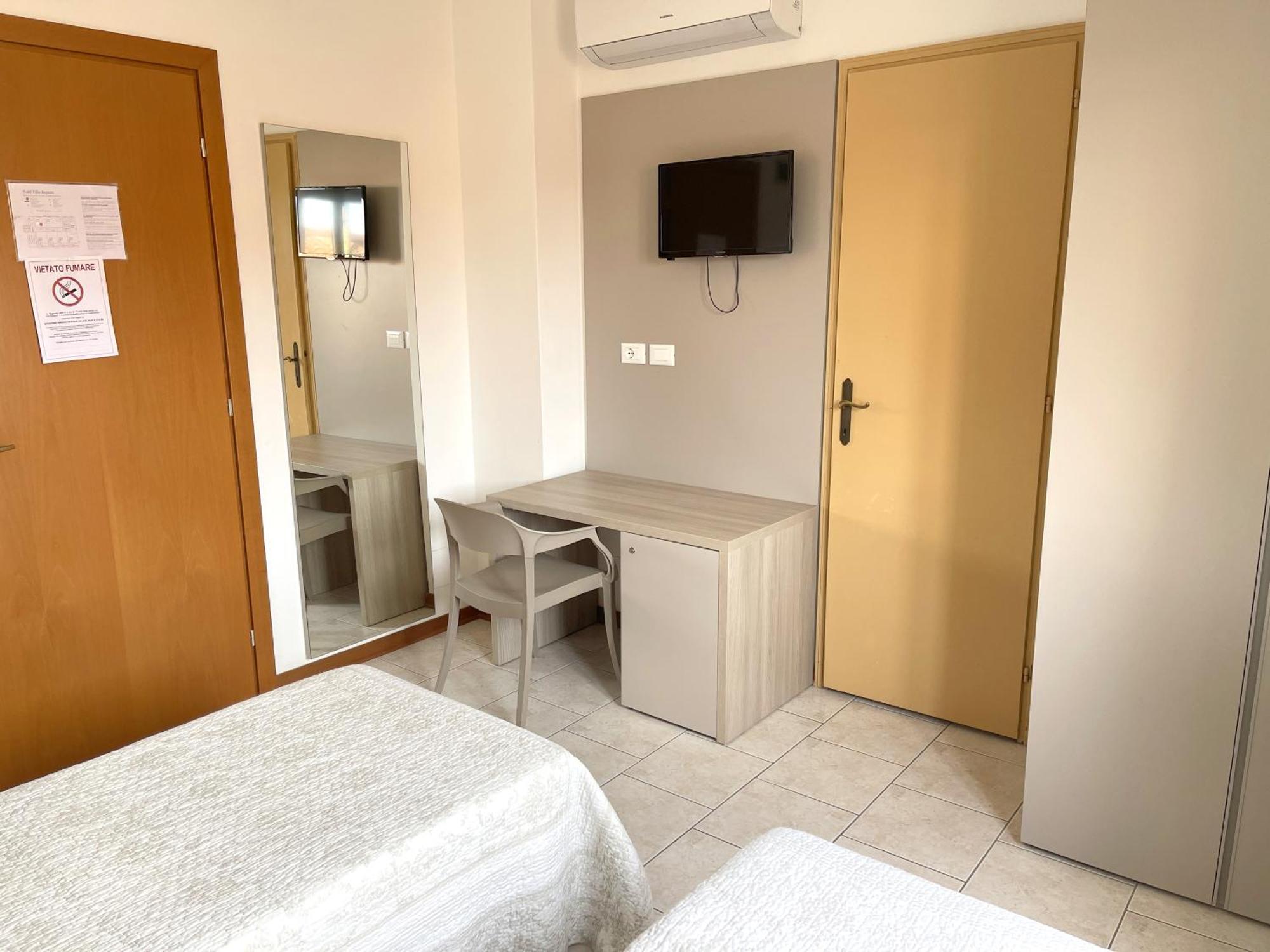 Hotel Villa Augusta 格拉多 外观 照片
