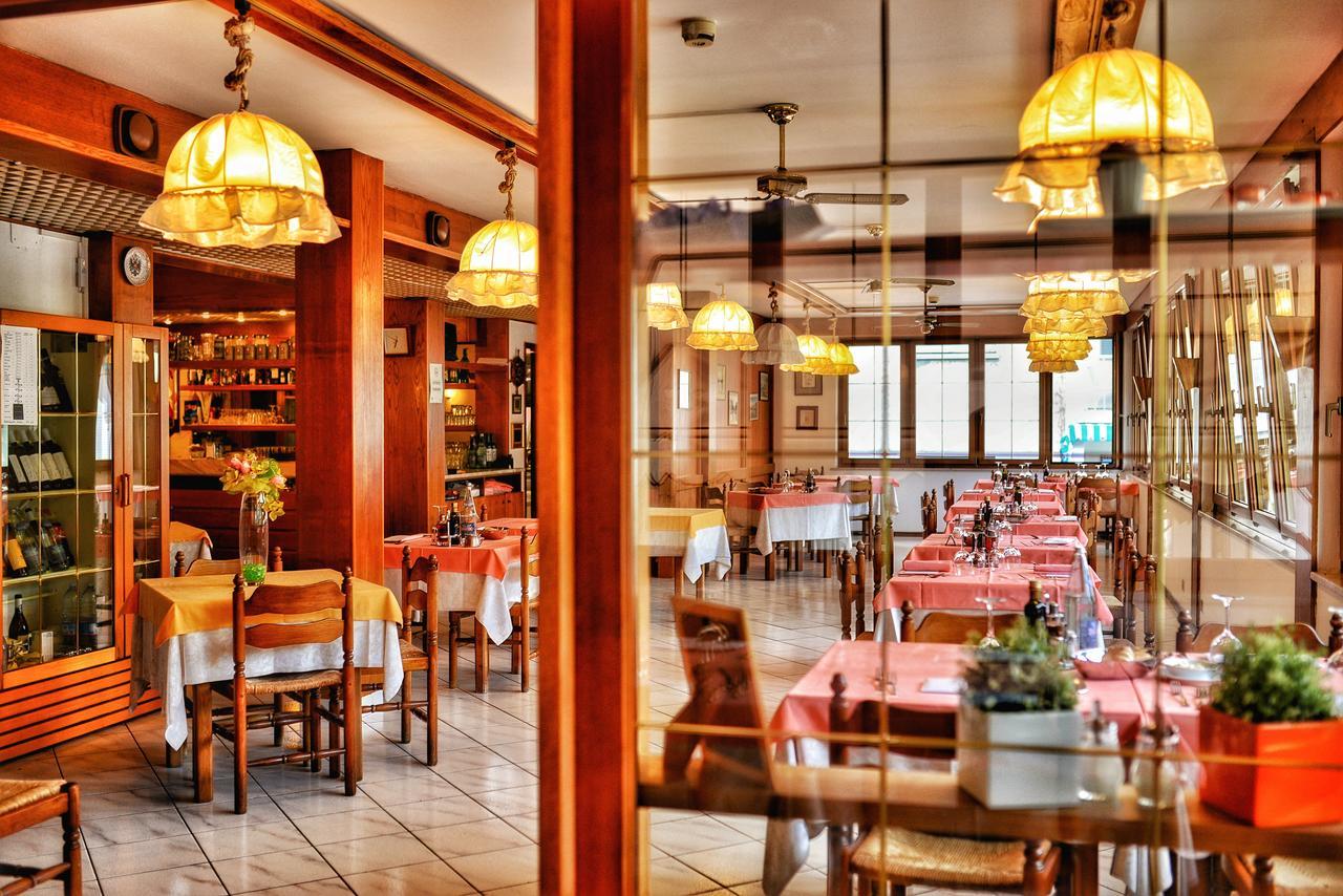 Hotel Villa Augusta 格拉多 外观 照片